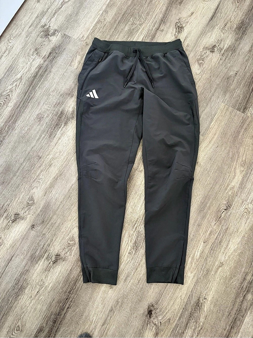 adidas Train Essentials Training Woven Pants Mens M Grey Active Work Out Jogger